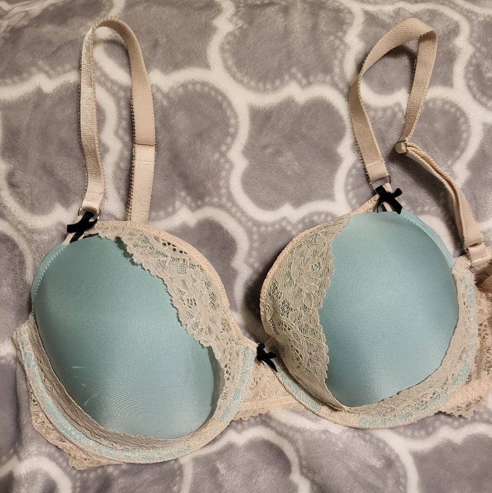 VS Demi Bra